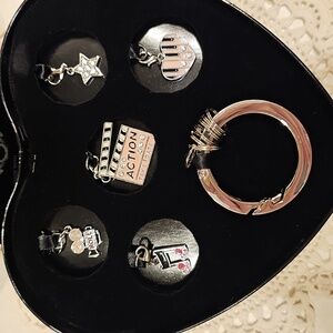 New Argento Sc Silver Charm Keychain Set